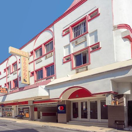 Capital O Hotel Diro, モンテレー エクステリア 写真