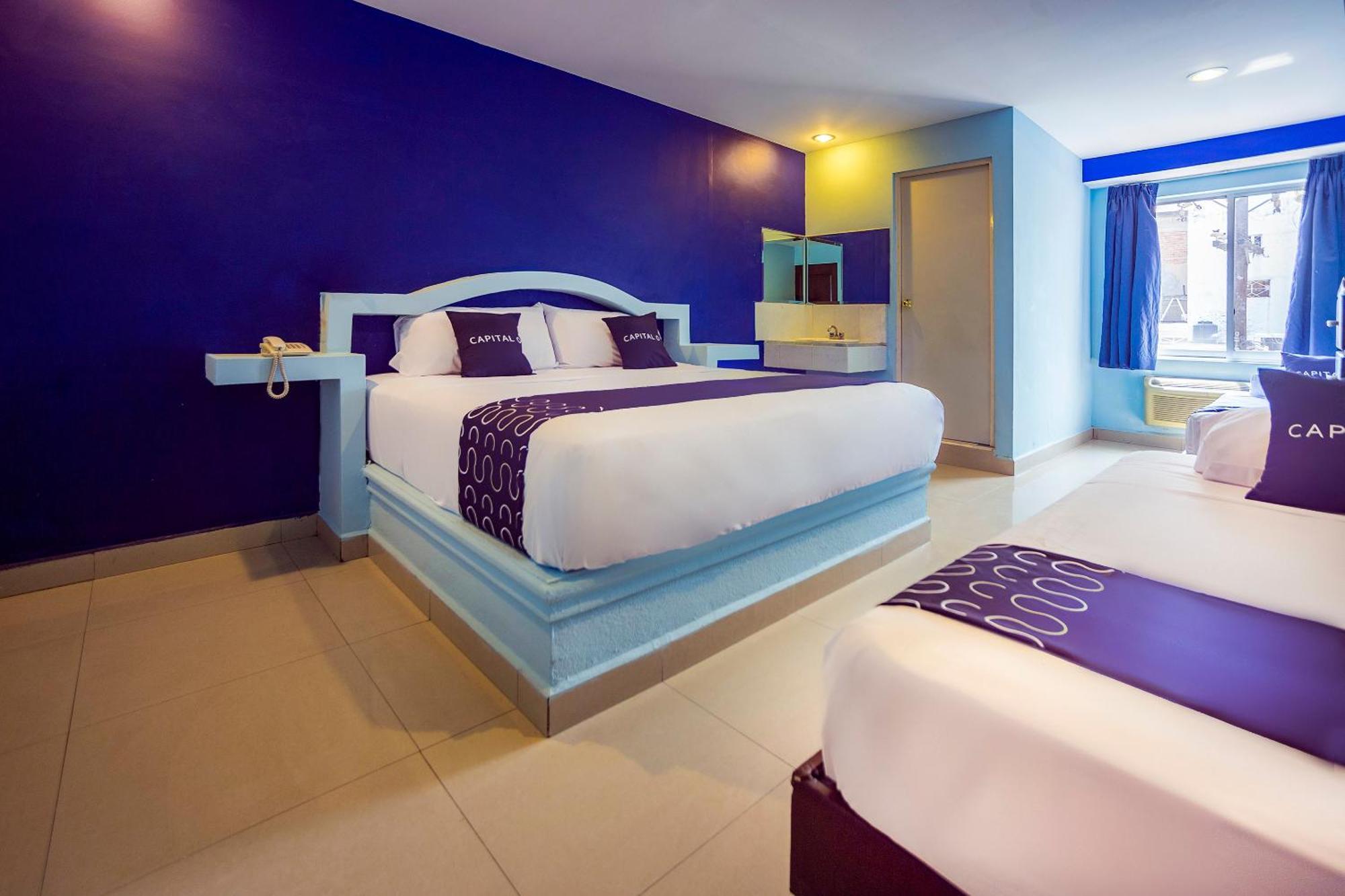 Capital O Hotel Diro, モンテレー エクステリア 写真